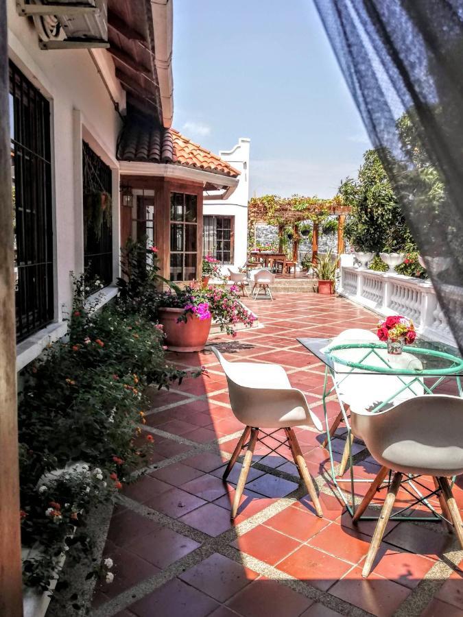 Iguanazu Bed & Breakfast Guayaquil Exterior photo
