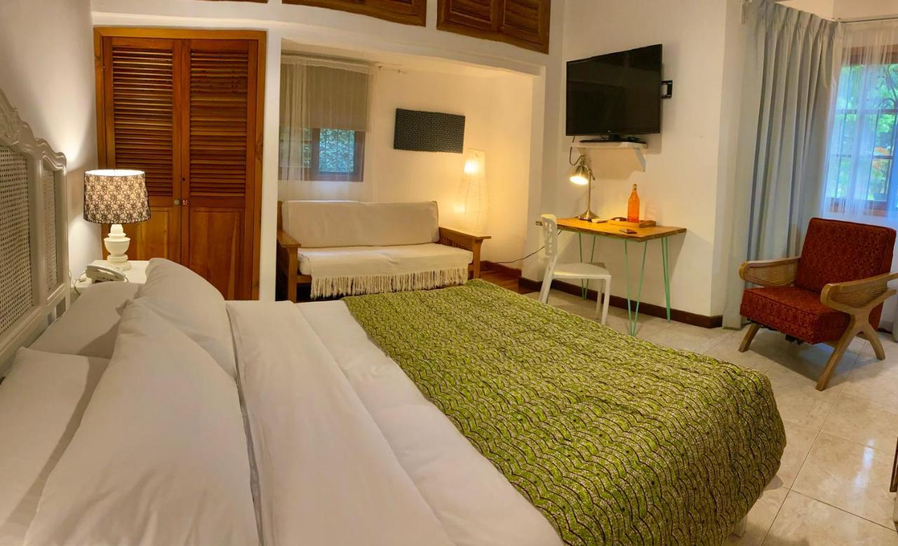 Iguanazu Bed & Breakfast Guayaquil Exterior photo