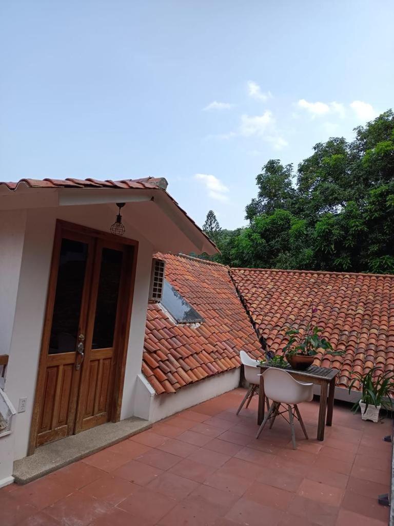 Iguanazu Bed & Breakfast Guayaquil Exterior photo