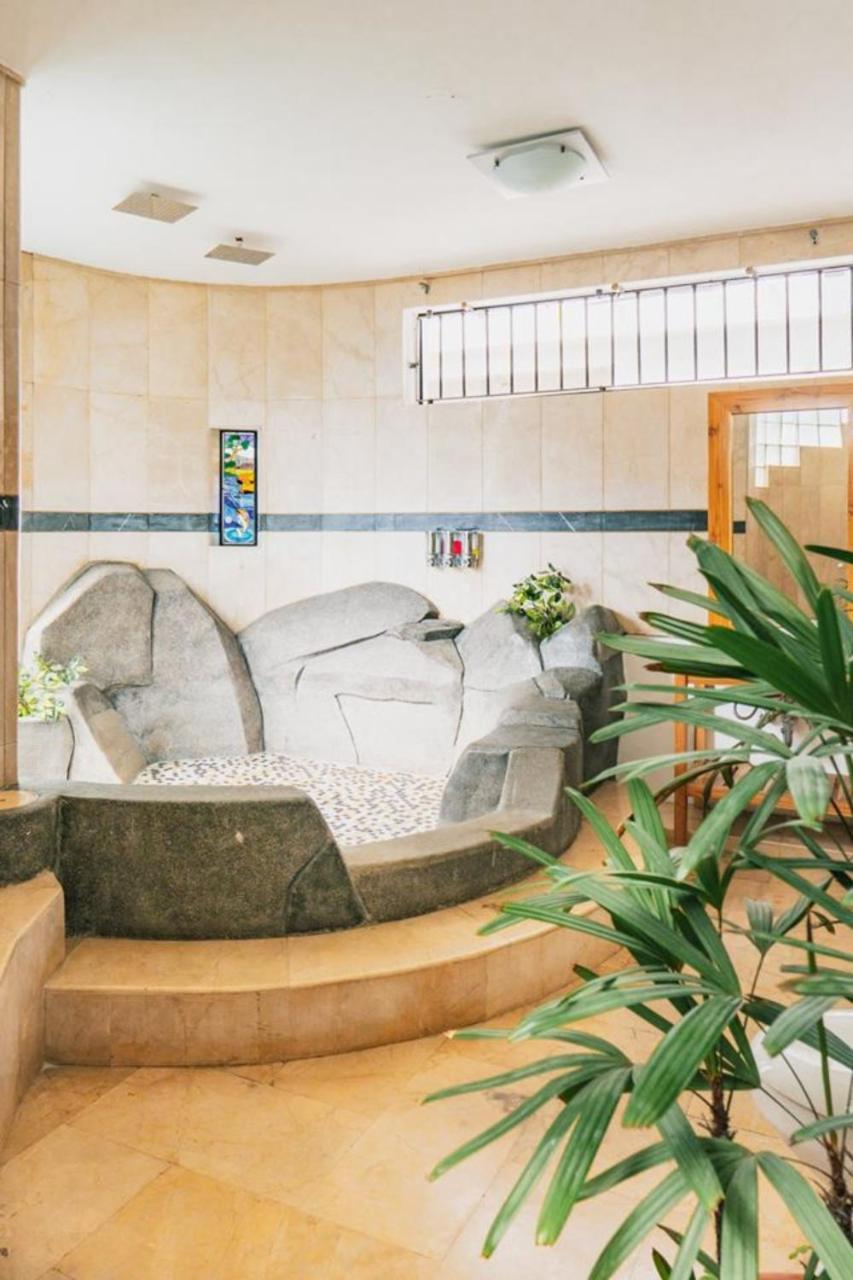 Iguanazu Bed & Breakfast Guayaquil Exterior photo